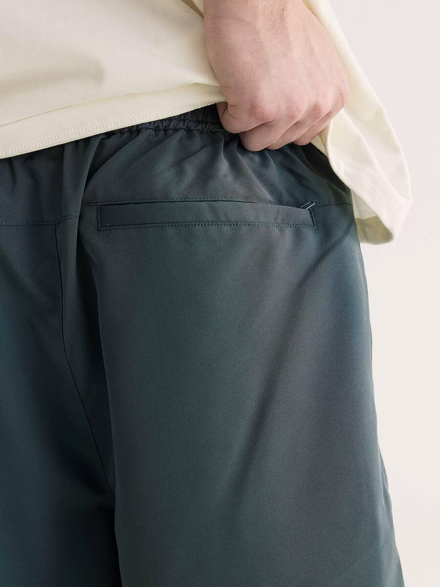 Casual Mesh-Lined Shorts - Image 3
